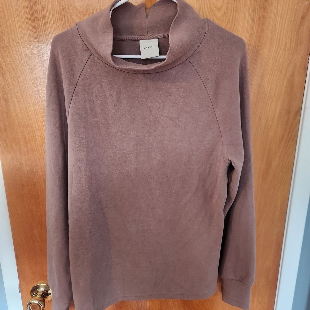 Varley Cinched Back Pullover